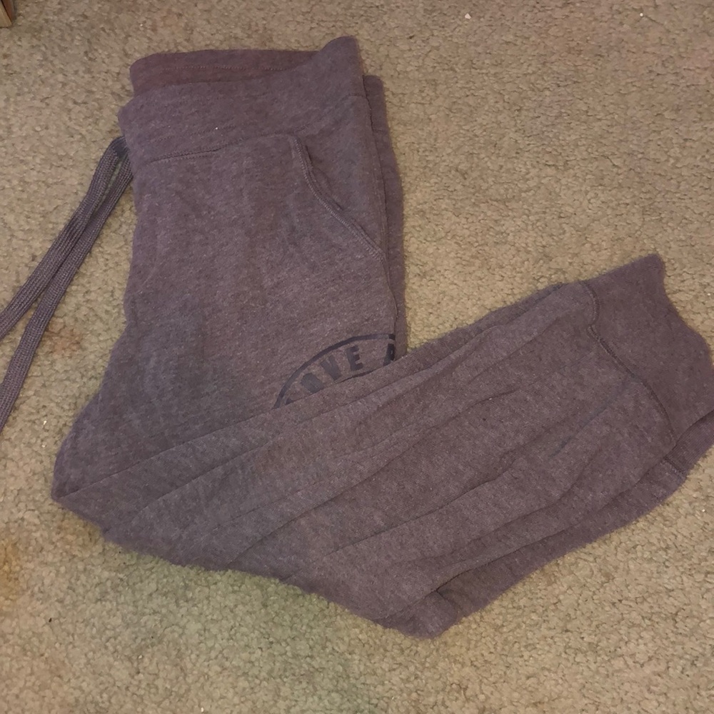 PINK Victoria’s Secret cropped grey sweatpants